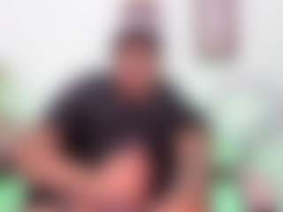 Yoximanuelmartz's Live Sex Cam Show
