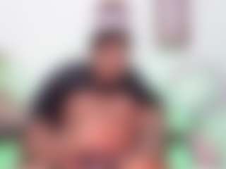 Yoximanuelmartz's Live Sex Cam Show