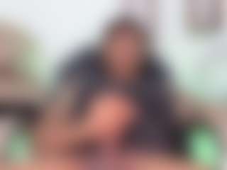 Yoximanuelmartz's Live Sex Cam Show