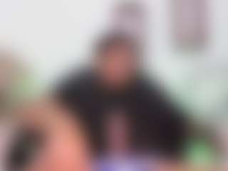 Live cam show with Yoximanuelmartz - Blowjob on Soda Cam
