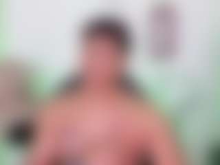 Yoximanuelmartz's Live Sex Cam Show