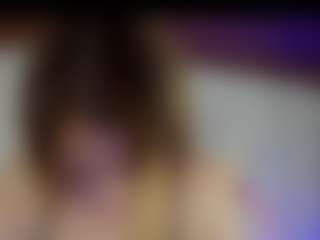 Live cam show with MarianaRousse18 - Smoke on TottyGirls