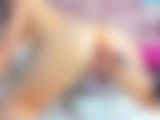 Live cam show with VickyVolten - Hazel Eyes on PervPlay.com