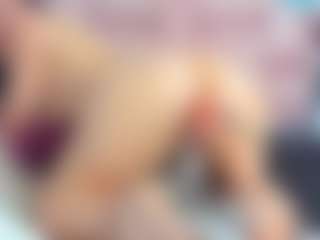 VickyVolten's Live Sex Cam Show