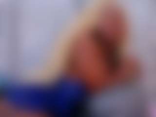 Live cam show with ABBYY-TAYLOR - Black on Fling VIP Chat