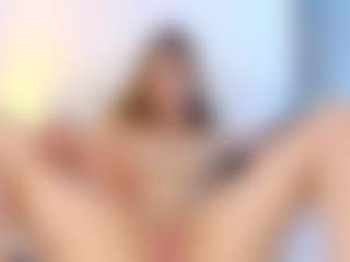 Live cam show with CrysttalMoon - Camel Toe on Dolls Live