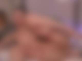 Live cam show with ElsieBlow - Athletic on galaxygirlnitro.com