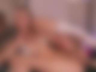 ElsieBlow's Live Sex Cam Show
