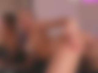 Live cam show with ElsieBlow - Teen (18+) on Stripli.com