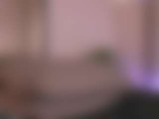 Live cam show with ElsieBlow - Big Tits on Camsoda