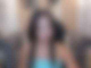Live cam show with July-Adams - Camel Toe on Gym Cam Girls