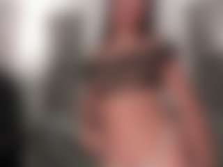 July-Adams's Live Sex Cam Show