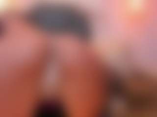 Show en direct avec July-Adams - Cum In Pussy sur Camsoda