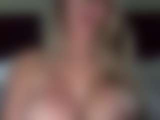 serenamask's Live Sex Cam Show