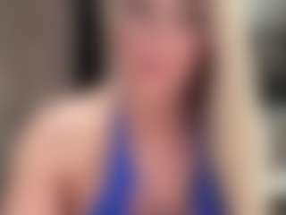 serenamask's Live Sex Cam Show