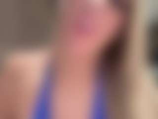 serenamask's Live Sex Cam Show