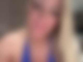 Live cam show with serenamask - White Blonde Hair on CamSodaAdn | united states