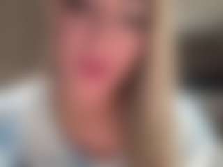 serenamask's Live Sex Cam Show