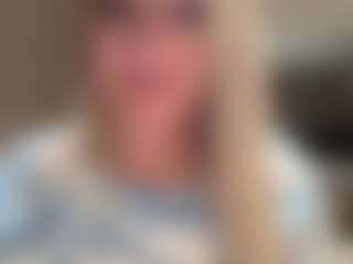serenamask's Live Sex Cam Show