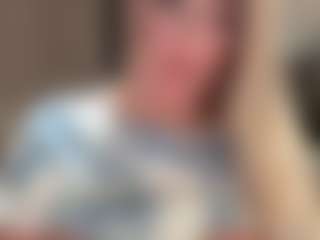 serenamask's Live Sex Cam Show