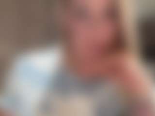 serenamask's Live Sex Cam Show