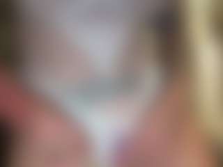 serenamask's Live Sex Cam Show
