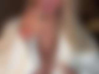 serenamask's Live Sex Cam Show