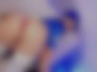 Baby-Isaa's Live Sex Cam Show