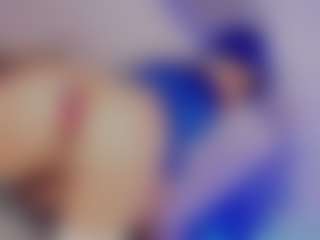 Baby-Isaa's Live Sex Cam Show