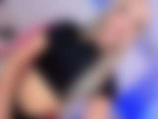 Baby-Isaa's Live Sex Cam Show