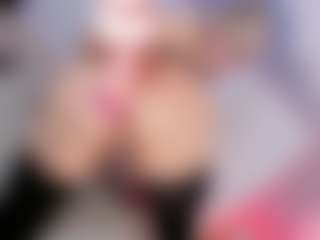 Baby-Isaa's Live Sex Cam Show