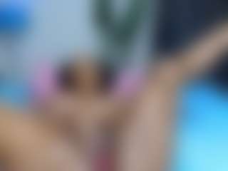 Live cam show with Bellah247 - Black on Dolls Live
