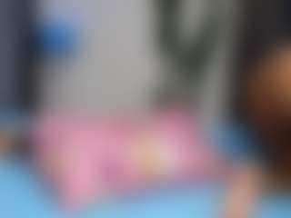 Live cam show with Bellah247 - Doggy Style on xxxlivecams.org