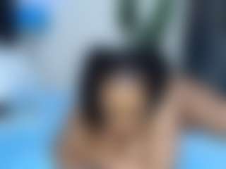 Live cam show with Bellah247 - Dildo on AdultVida.com