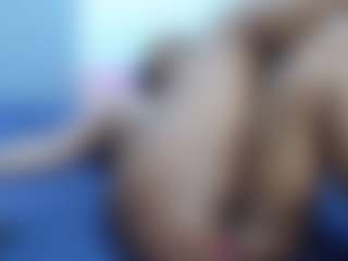 Live cam show with Bellah247 - Erotic Dance on Camiplay Live