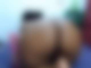 Live cam show with Bellah247 - Strip Black on Dolls Live