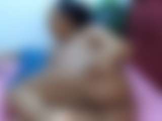 Live cam show with Bellah247 - Public Ebony on Chatstar