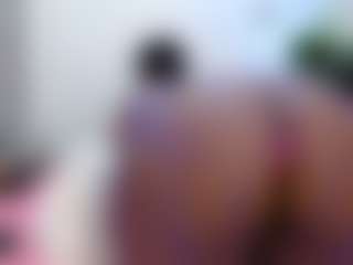 Live cam show with Bellah247 - Handjob on fapnchat
