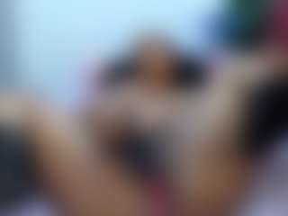 Live cam show with Bellah247 - Black Toys on StripNow