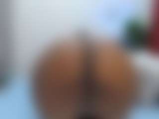 Live cam show with Bellah247 - Striptease Young Adult on Fling VIP Chat