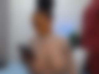 Live cam show with Bellah247 - Ebony Squirt on Mixed Magazine Live