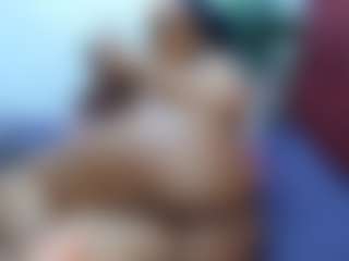 Live cam show with Bellah247 - Erotic Dance on StripNow
