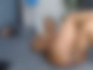 Live cam show with Bellah247 - Public Lovense on camtv