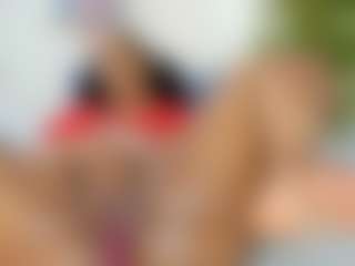 Live cam show with Bellah247 - Strip on Camsoda