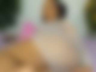 Live cam show with Bellah247 - Public on https://playwithruby.com