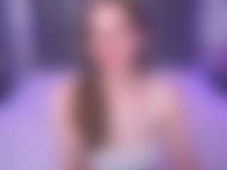Live cam show with DiamondGoldie - Flash on infinitiblacc.com