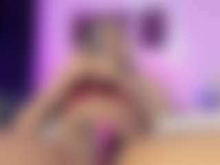 Live cam show with DominicDicaio - Brown Eyes on Chatstar