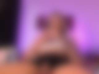 Live cam show with DominicDicaio - Tease on Camsoda