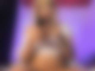 Live cam show with DominicDicaio - Smoking on Camsoda