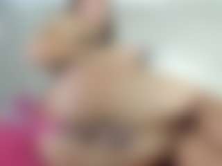 khloe queen's Live Sex Cam Show